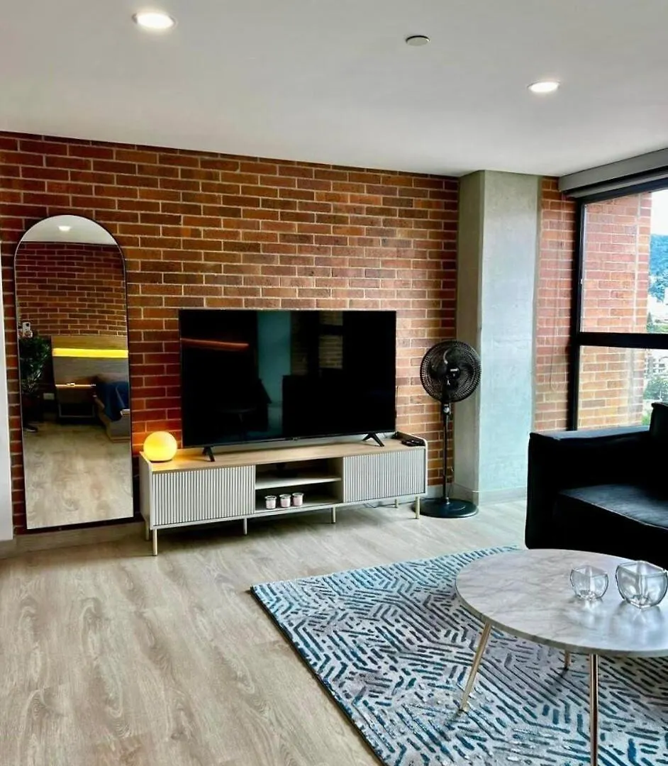 1 Bed Apt W Ac In Laureles Medellín