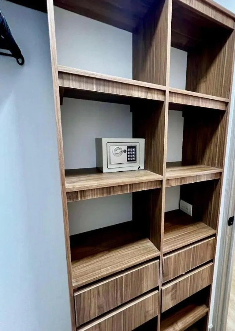 1 Bed Apt W Ac In Laureles Medellín Apartamento